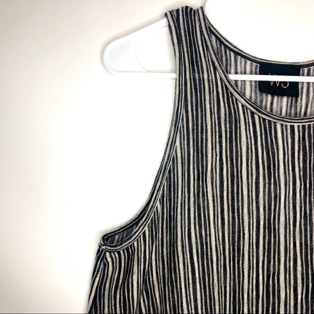 Anthropologie W5 tunic sleeveless blouse with black fringe detail at bot… - Picture 4 of 7